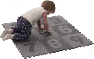 BabyDan Мек килим пъзел за игра с цифри
