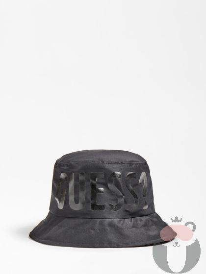 Детска шапка за момиче Guess
