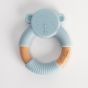 Widdop & Co Bambino Бебешка гризалка от силикон и дърво Teddy 3м+ синя