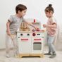 Детска дървена кухня за игра с аксесоари Classic World