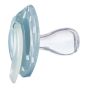 Tommee Tippee Комплект от 2 бр. ортодонтични залъгалки NIGHT TIME със светеща в тъмното дръжка, 6-18м, бяла и синя с декор луна, в кутия за стерилизиране